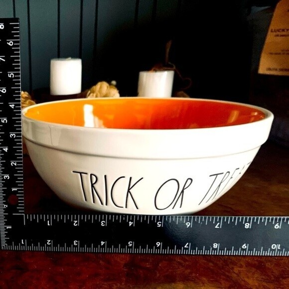 Rae Dunn LL Trick or Treat Ceramic Mixing‎ Bowl - Picture 8 of 9